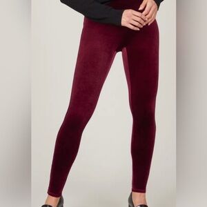 BRAND NEW IN PACKAGE spanx velvet leggings burgundy